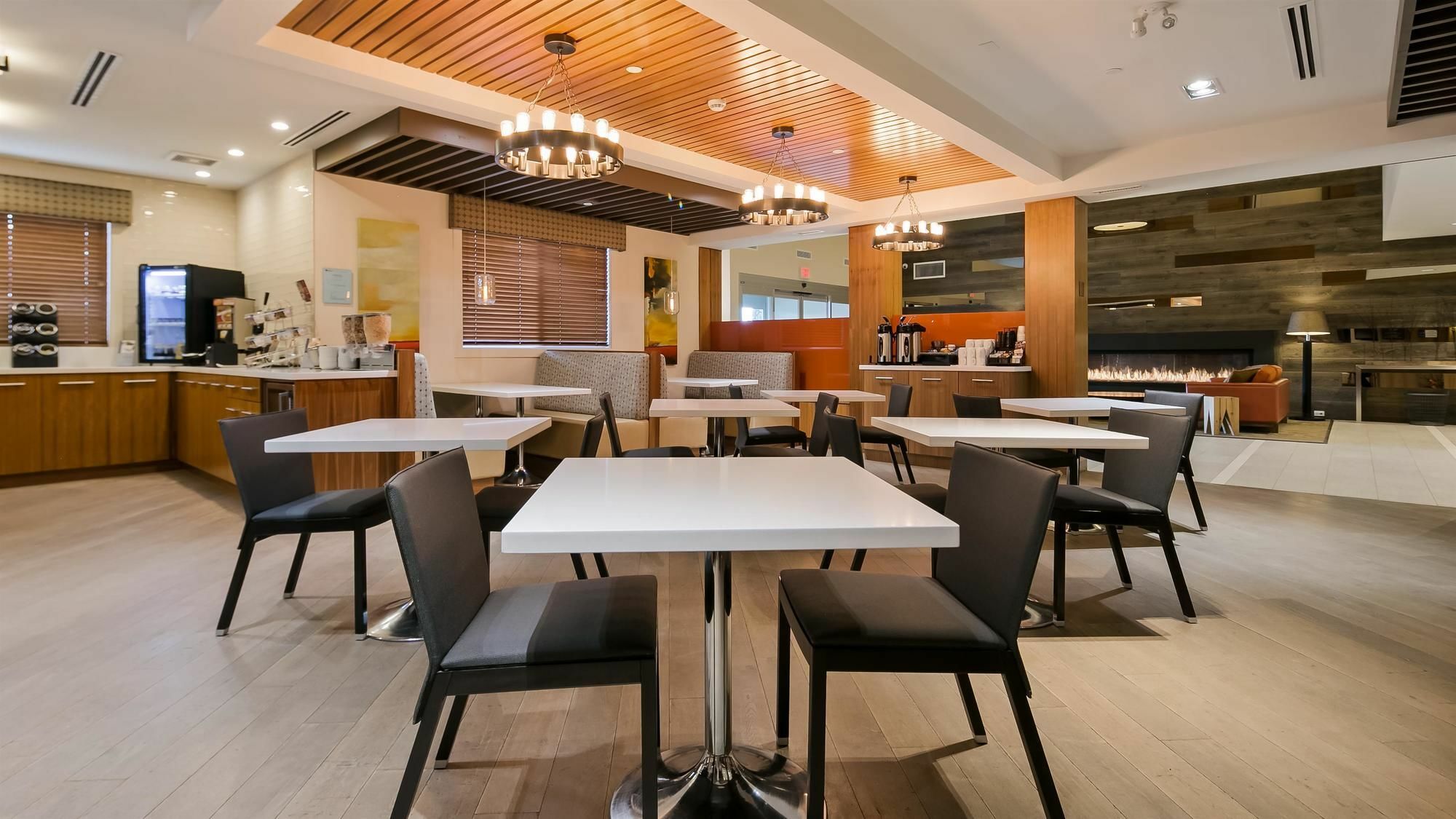Mountain View Inn & Suites Sundre Kültér fotó